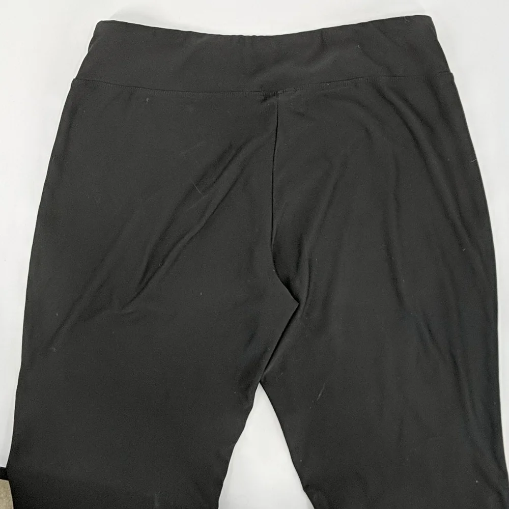 NIKE FitDry Cropped Athletic Pants